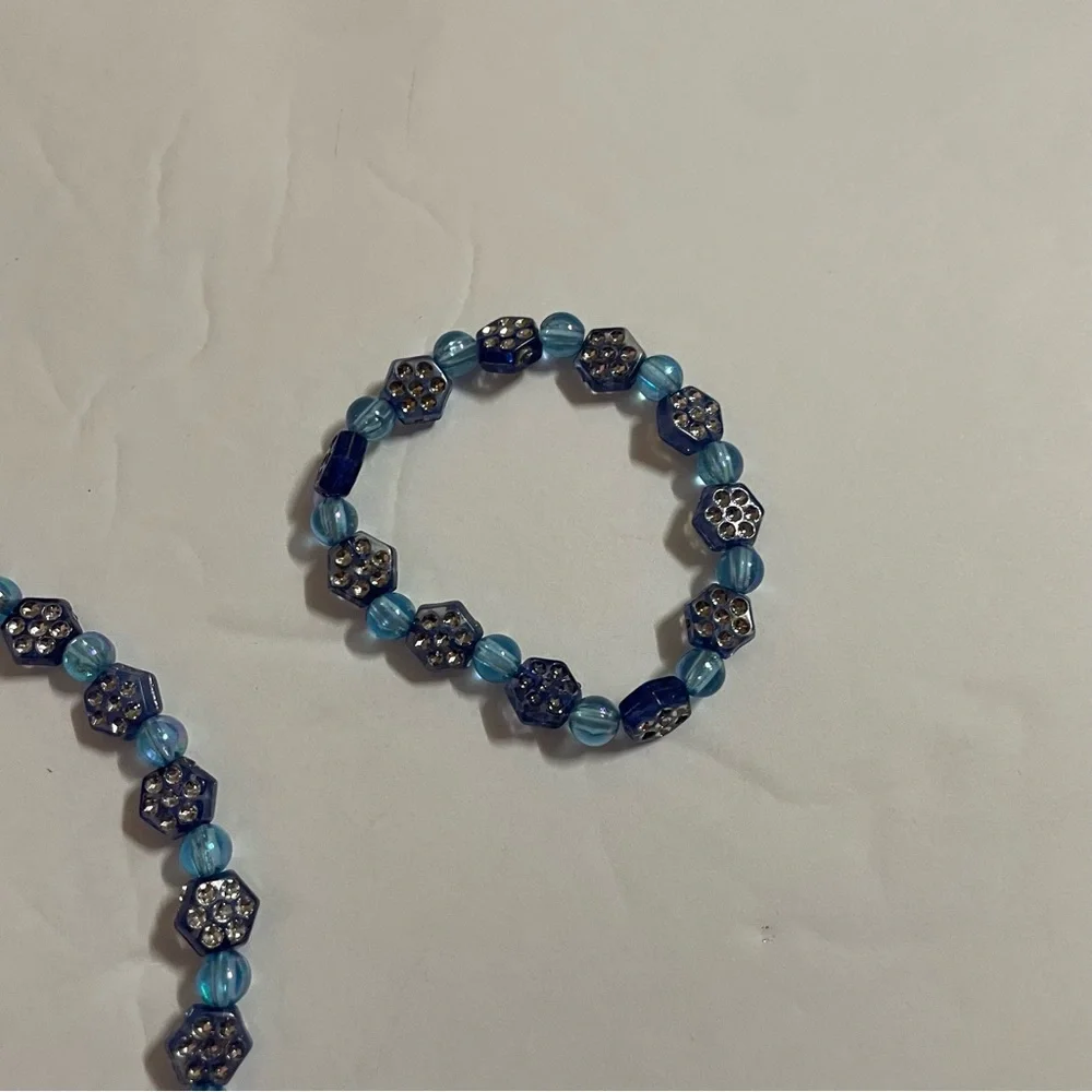 Vintage Stretchable Girls Blue Beaded Necklace and Bracelet